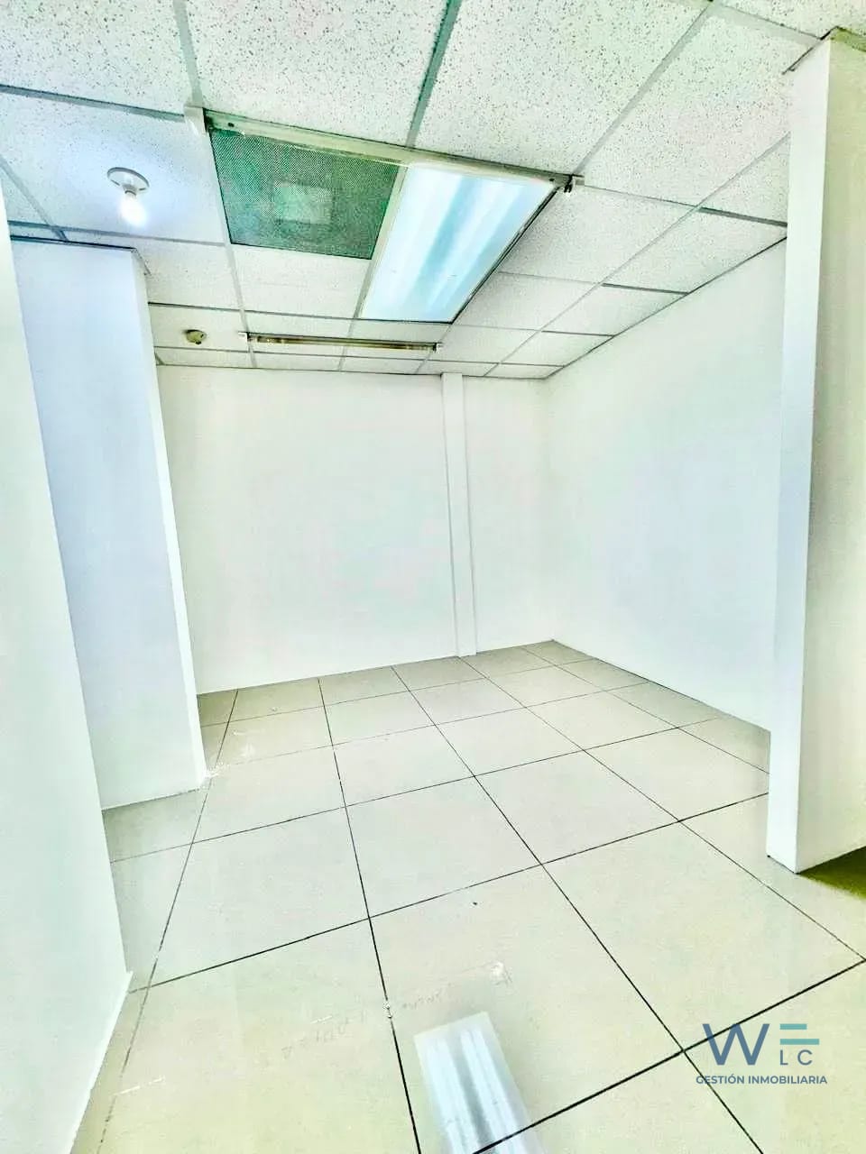 Vendo Oficina Zona 10 — Oficina en Venta en Zona 10, Guatemala, Ciudad — foto 5 de 9