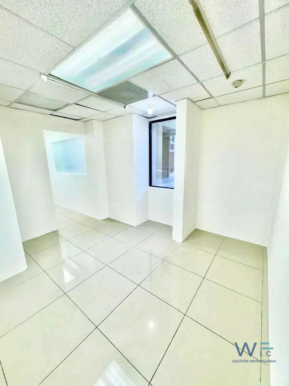 Vendo Oficina Zona 10 — Oficina en Venta en Zona 10, Guatemala, Ciudad — foto 6 de 9