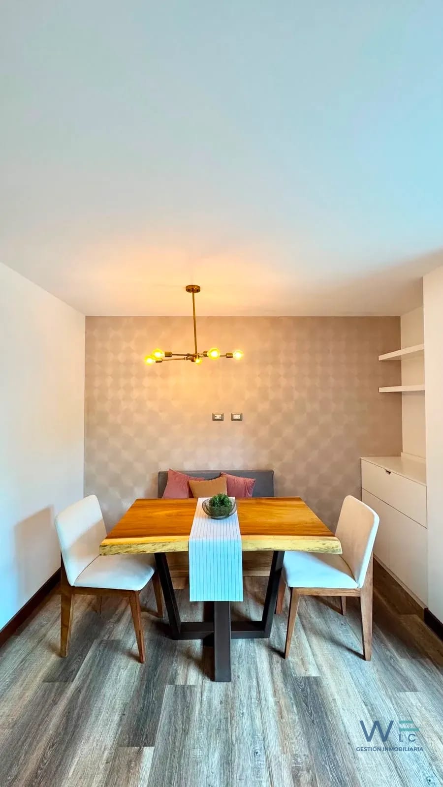 Lindo Apartamento en Renta Zona 10 — Apartamento en Alquiler en Zona 10, Guatemala, Ciudad — foto 3 de 13