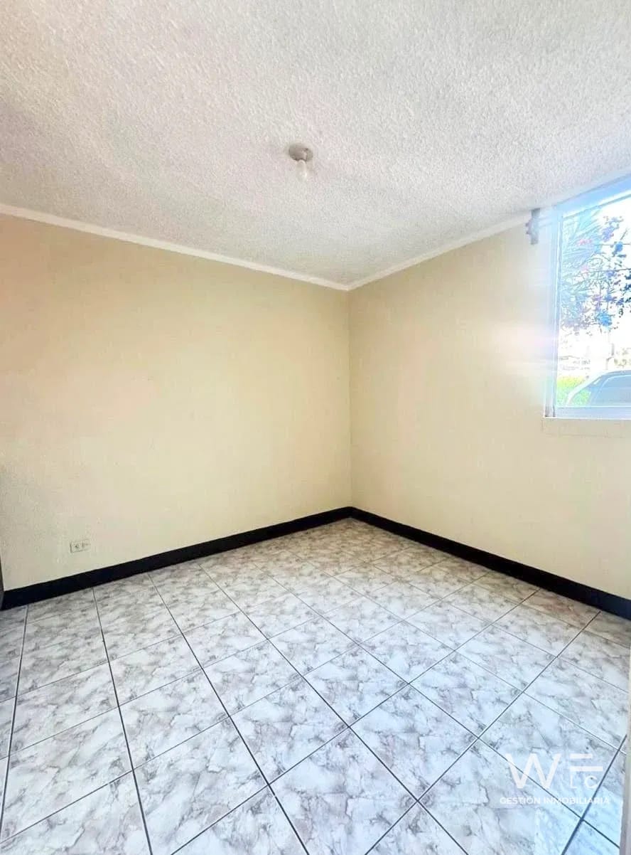 VENDO CASA DE UN NIVEL EN SAN CRISTOBAL — Casa en Venta en Zona 8 Mixco, Guatemala, Ciudad — foto 2 de 8