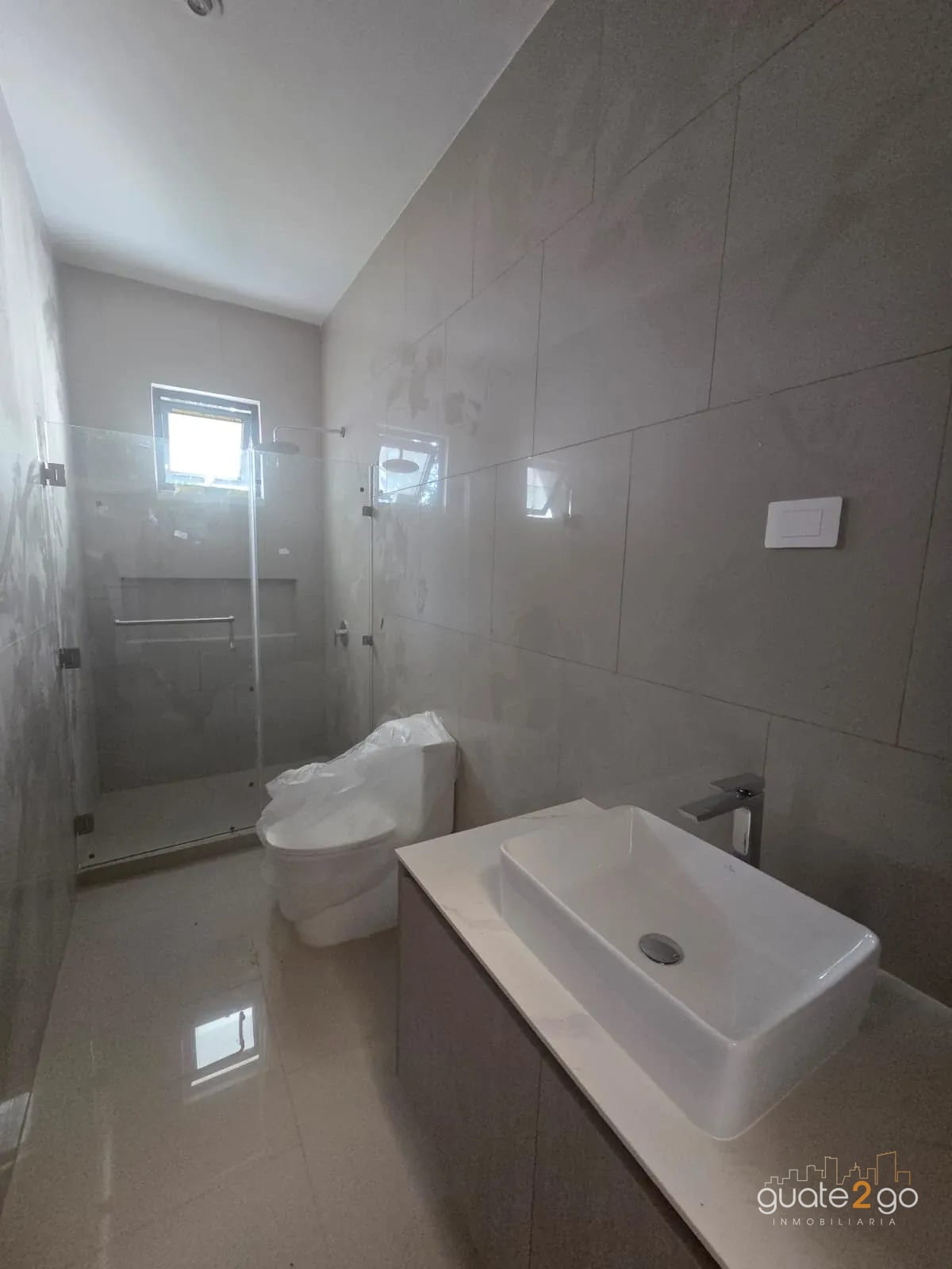 Bonita casa en Santa Rosalia km 12.7 CAES — Casa en Venta en Santa Rosalia La Laguna, Carretera a El Salvador, Guatemala, Ciudad — foto 10 de 17