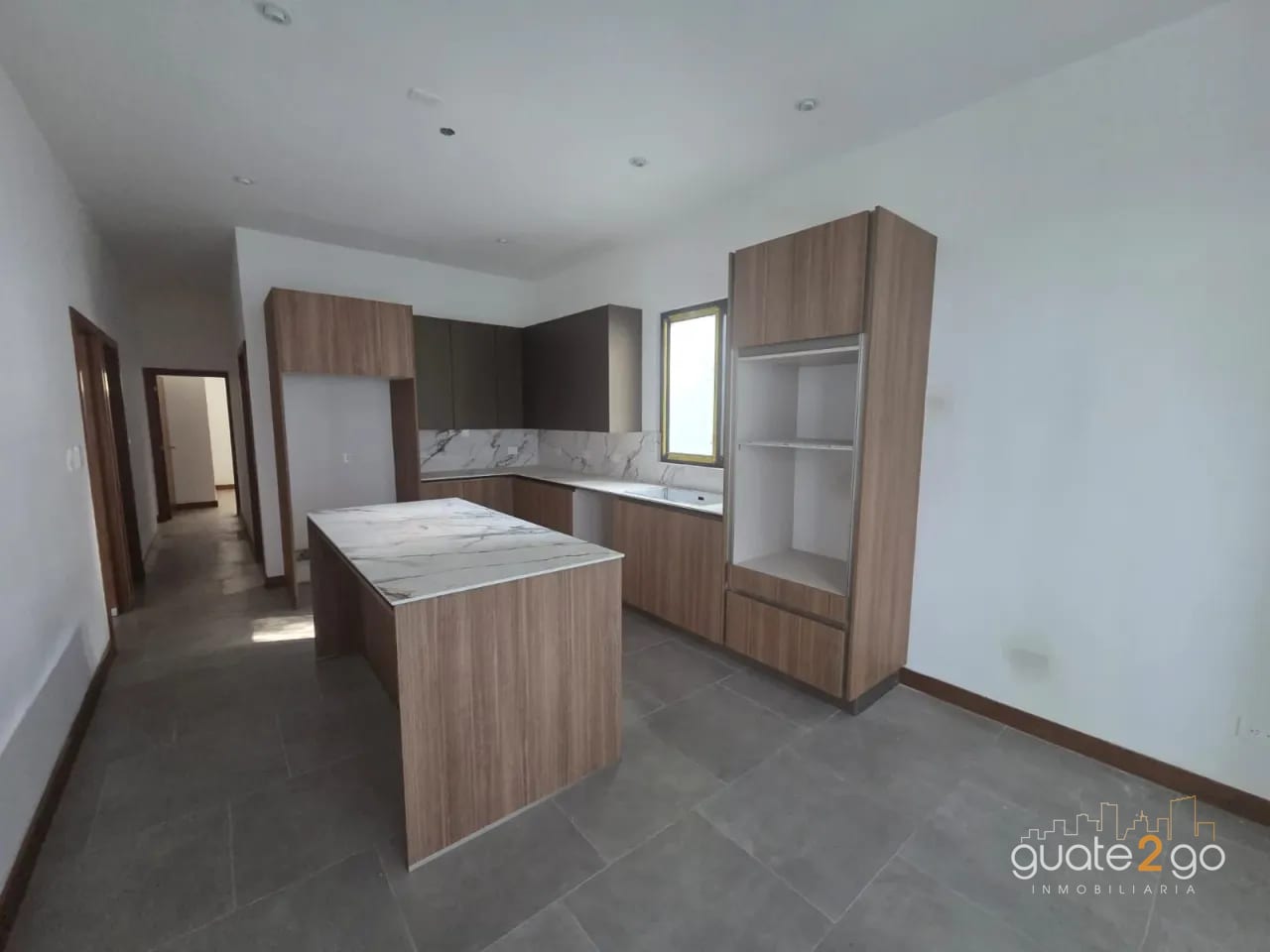 Bonita casa en Santa Rosalia km 12.7 CAES — Casa en Venta en Santa Rosalia La Laguna, Carretera a El Salvador, Guatemala, Ciudad — foto 12 de 17