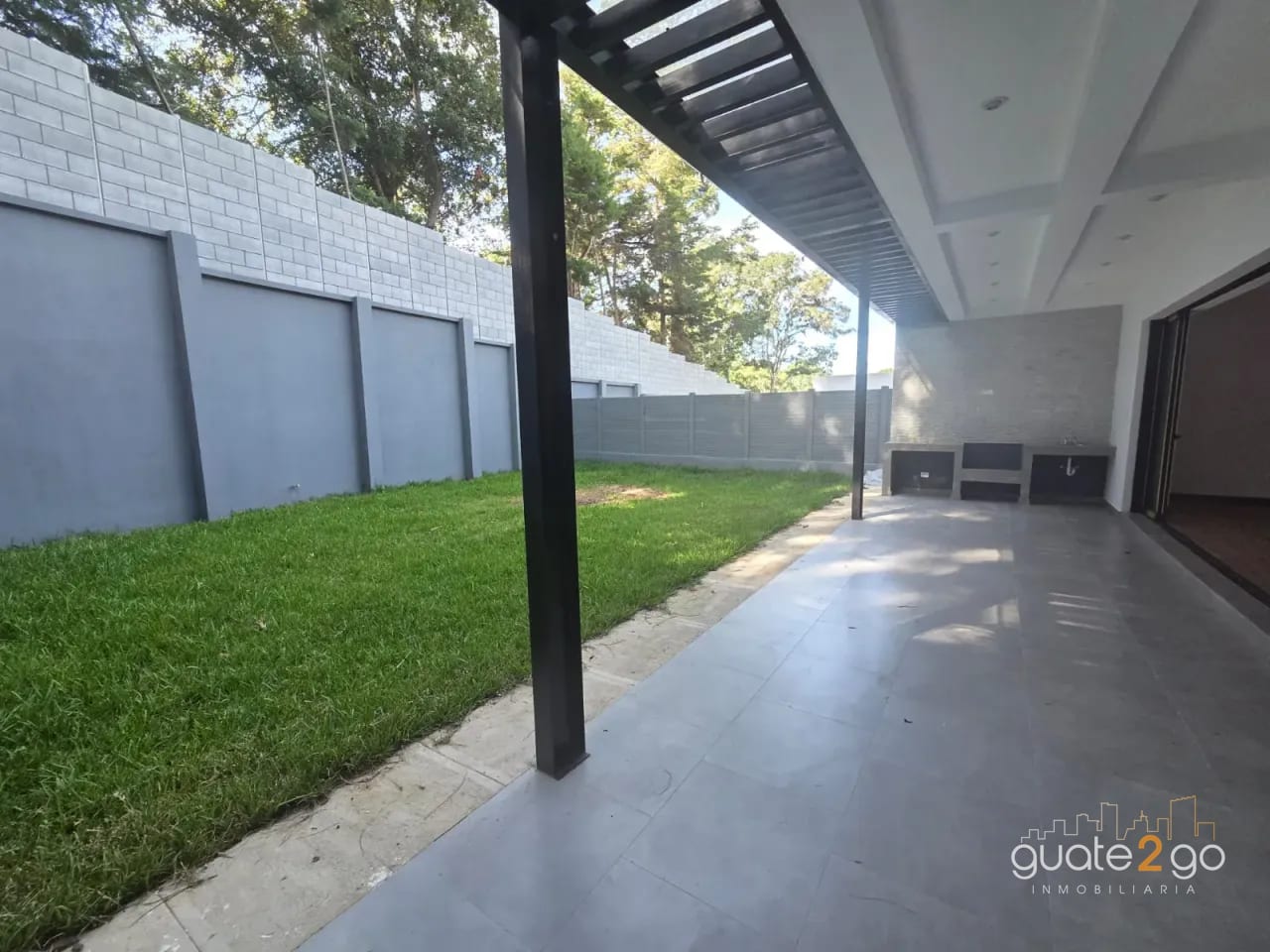 Bonita casa en Santa Rosalia km 12.7 CAES — Casa en Venta en Santa Rosalia La Laguna, Carretera a El Salvador, Guatemala, Ciudad — foto 13 de 17