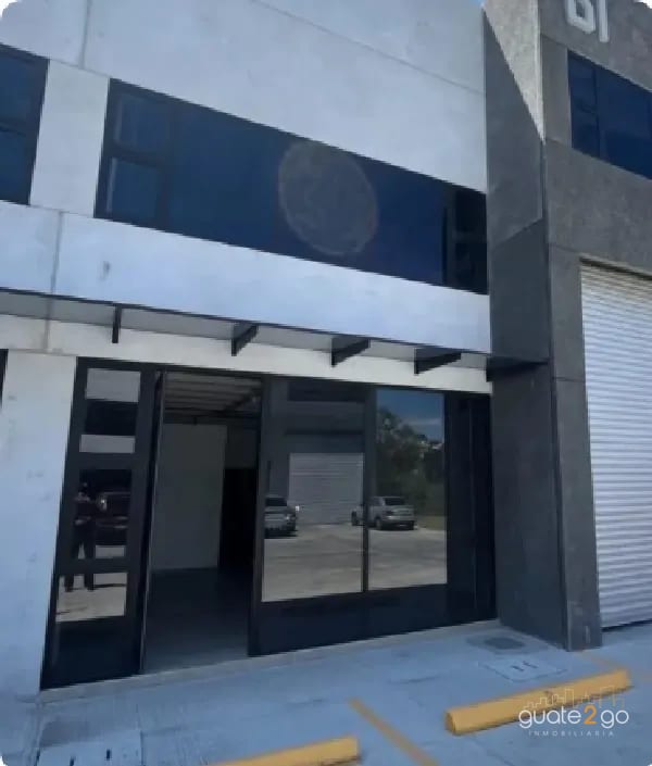 Bodega dentro de garita en Calzada la Paz zona 18 — Bodega / Ofibodega en Alquiler en Zona 18, Guatemala, Ciudad — foto 2 de 17