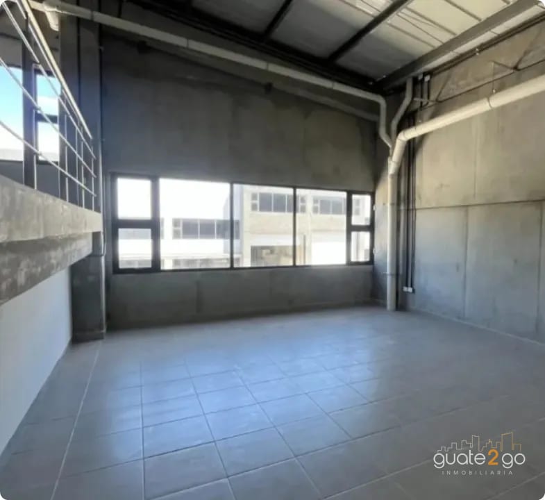 Bodega dentro de garita en Calzada la Paz zona 18 — Bodega / Ofibodega en Alquiler en Zona 18, Guatemala, Ciudad — foto 12 de 17