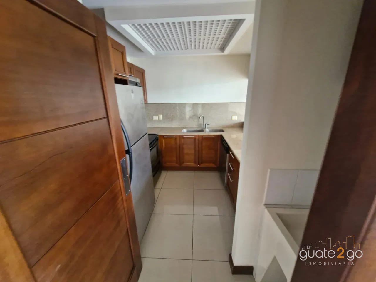 Apartamento en Mirafiori zona 10 — Apartamento en Alquiler en Mirafiori, Zona 10, Guatemala, Ciudad — foto 7 de 17