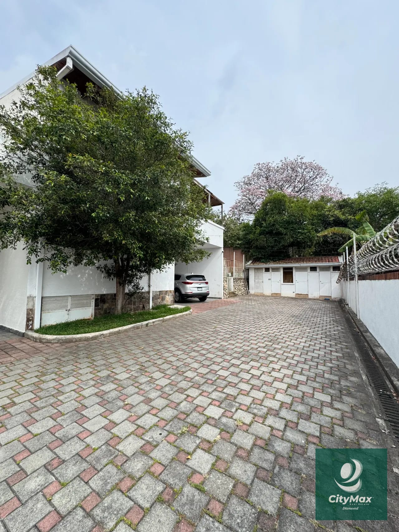 Casa en renta condominio Zona 16 Blvd Acatán — Apartamento en Alquiler en Zona 16, Guatemala, Ciudad — foto 2 de 17