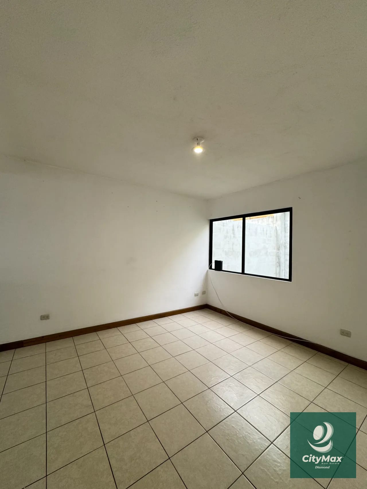 Casa en renta condominio Zona 16 Blvd Acatán — Apartamento en Alquiler en Zona 16, Guatemala, Ciudad — foto 4 de 17