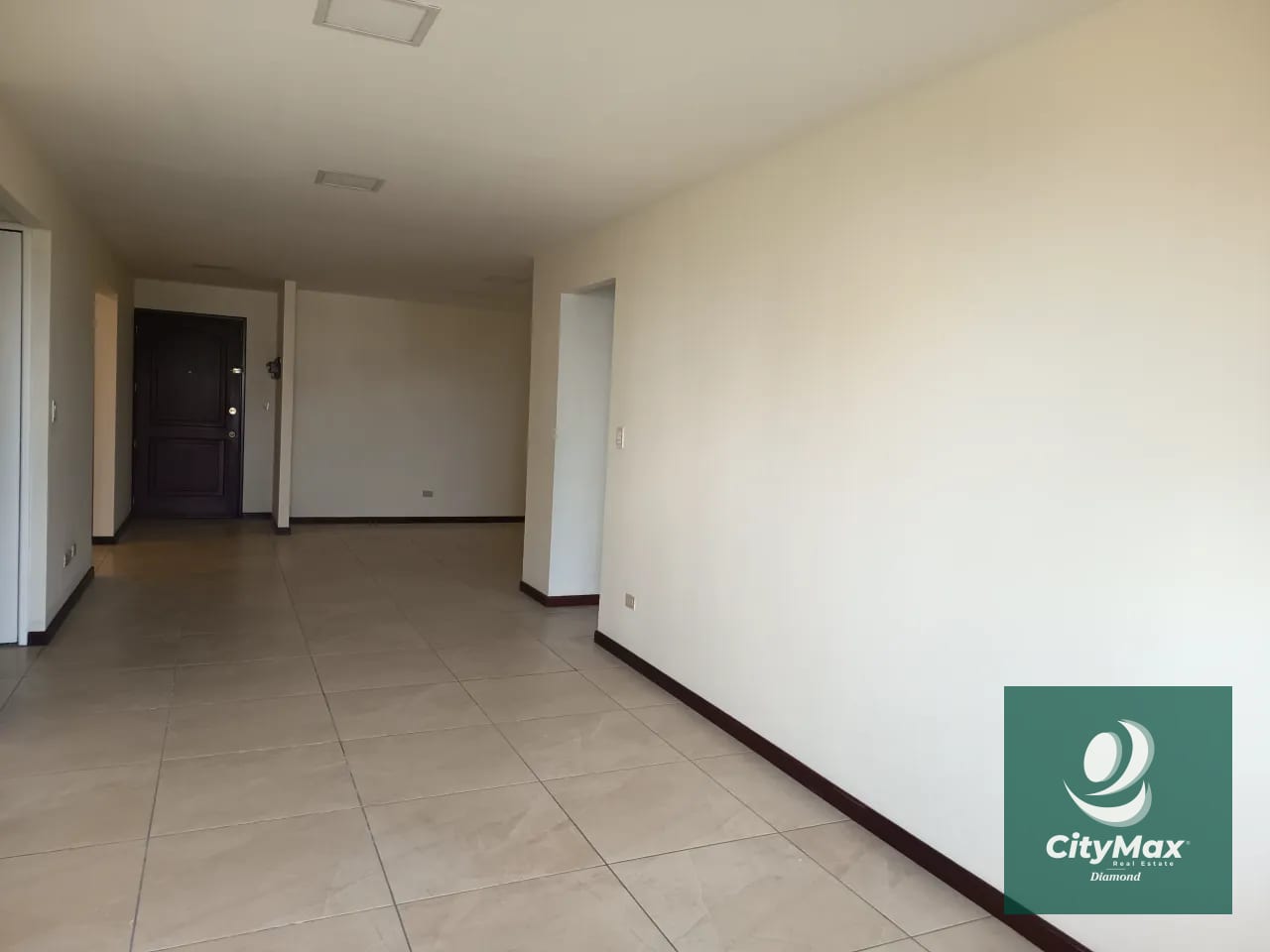 Apartamento en renta en zona 14 sobre Las Americas — Apartamento en Alquiler en Zona 14, Guatemala, Ciudad — foto 7 de 17