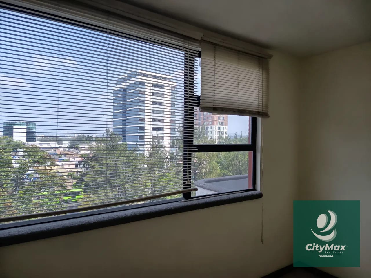 Apartamento en renta en zona 14 sobre Las Americas — Apartamento en Alquiler en Zona 14, Guatemala, Ciudad — foto 16 de 17