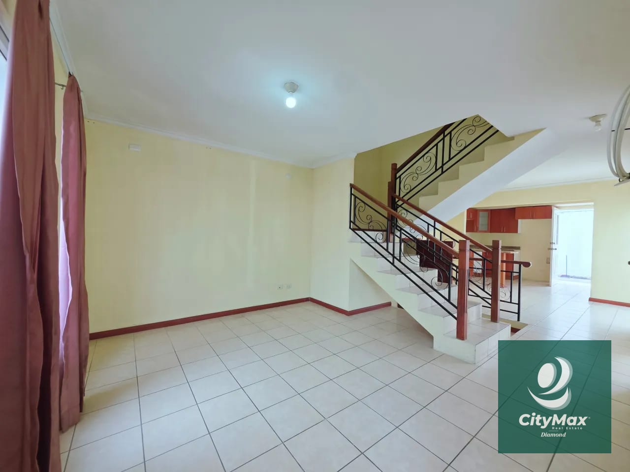 Casa en Venta en Hacienda de Las Flores Zona 2 de Villa Nueva — Casa en Venta en Villa Nueva, Guatemala, Ciudad — foto 10 de 15