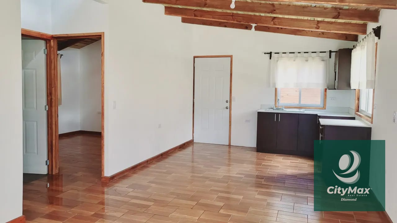 Casa Tipo Canadiense en Renta en CAES KM25.5 — Casa en Alquiler en Fraijanes, Carretera a El Salvador, Guatemala, Ciudad — foto 4 de 16