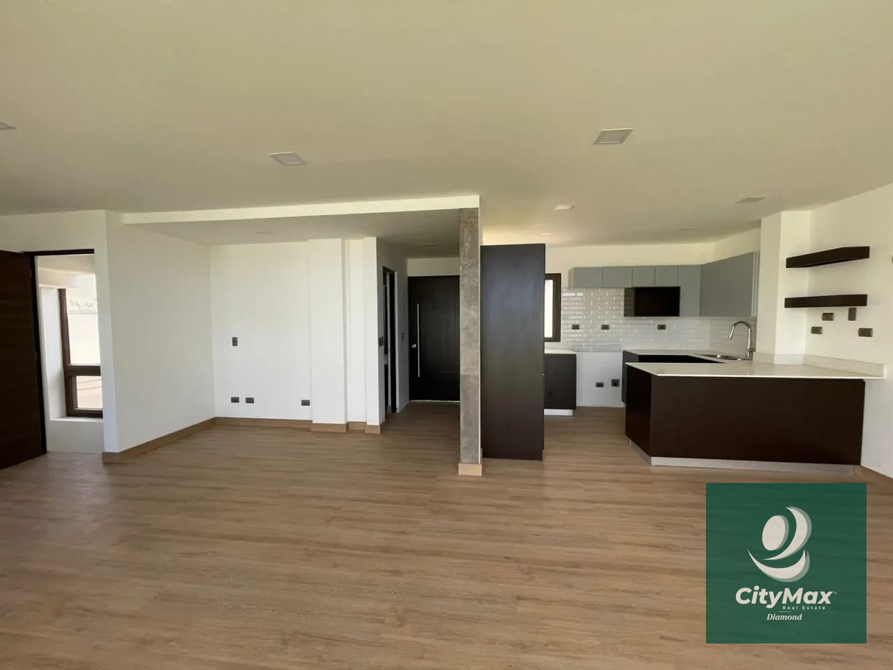Casa dentro de Condominio en Venta en Zona 15 La Isla