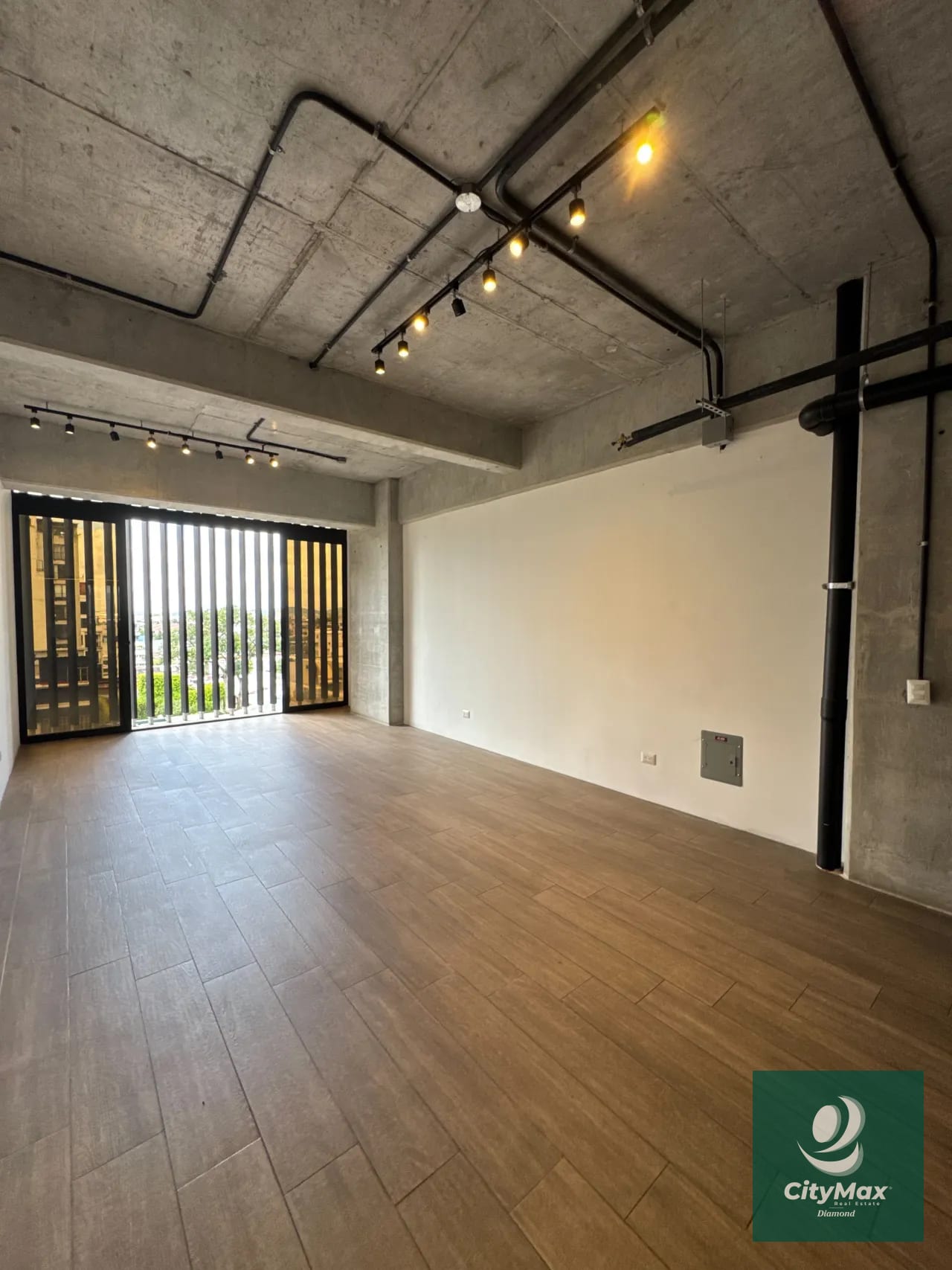 Oficina en Venta en Edificio Granat Zona 4 Ciudad de Guatemala — Oficina en Venta en Granat, Zona 4, Guatemala, Ciudad — foto 5 de 15