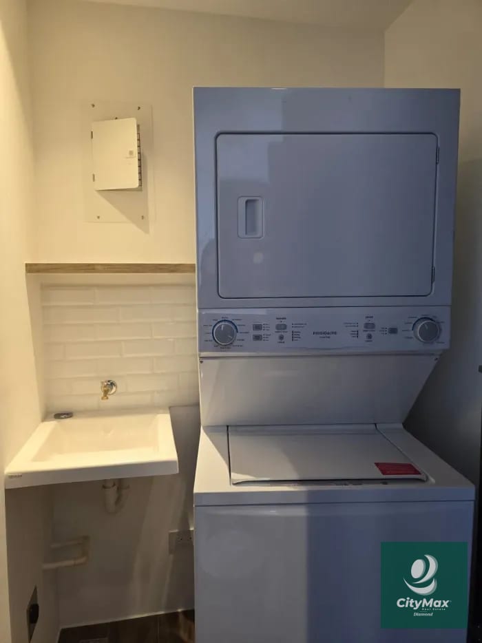 Apartamento en Renta en Edificio Atarah Zona 10 Ciudad de Guatemala — Apartamento en Alquiler en Atarah, Zona 10, Guatemala, Ciudad — foto 5 de 12