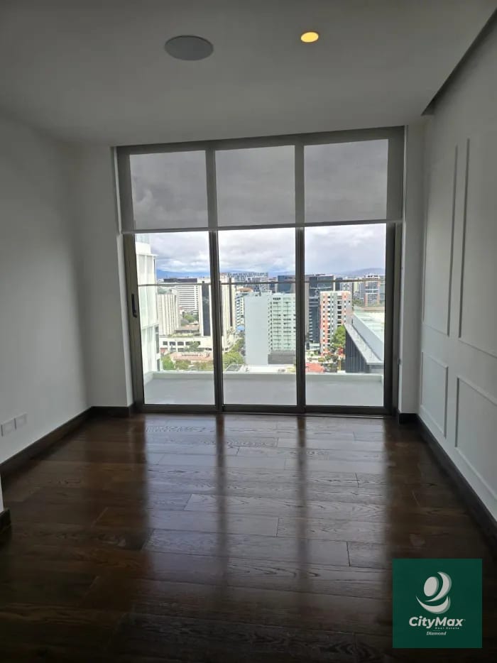 Apartamento en Renta en Edificio Atarah Zona 10 Ciudad de Guatemala — Apartamento en Alquiler en Atarah, Zona 10, Guatemala, Ciudad — foto 1 de 12
