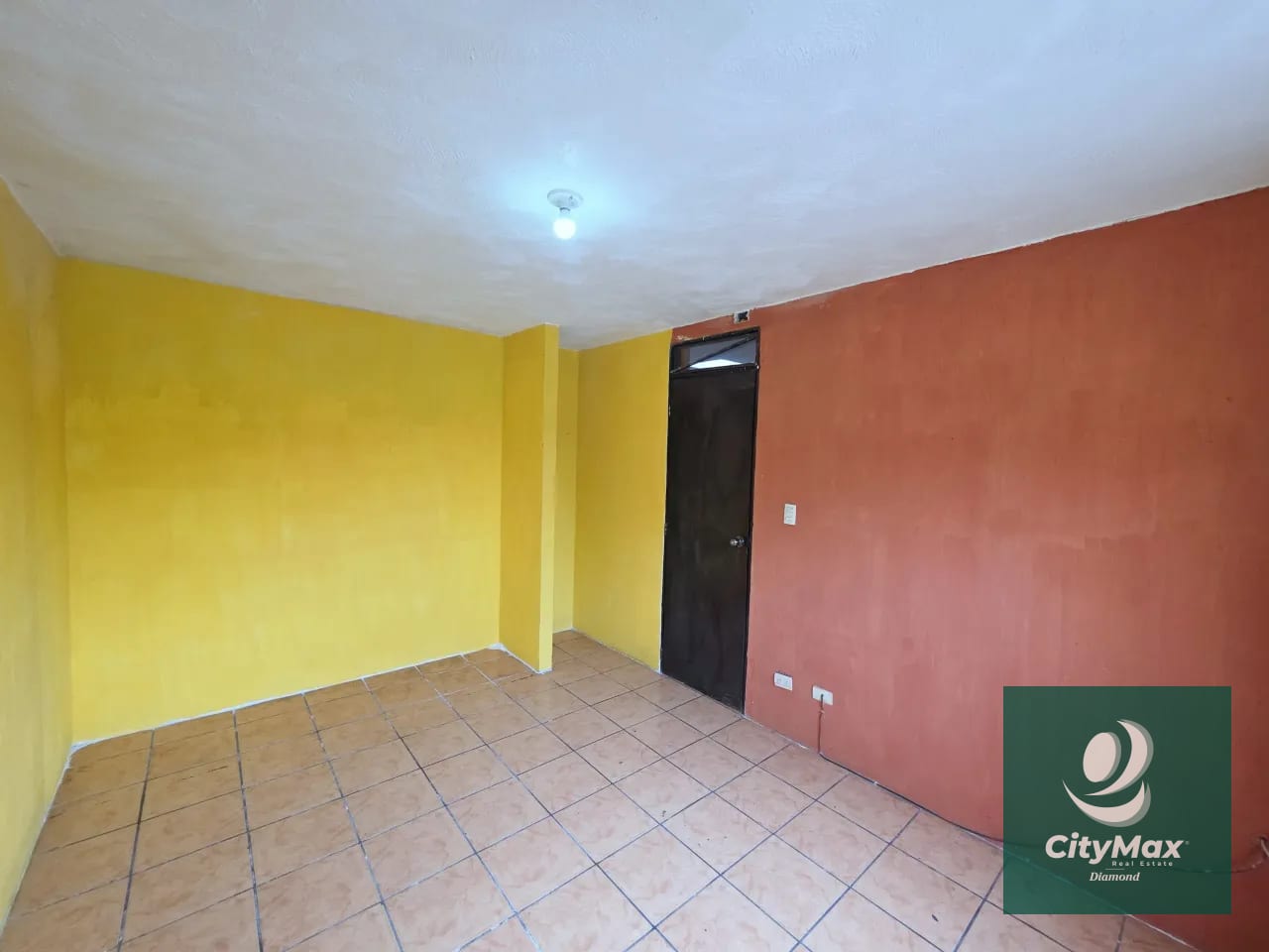 Casa en Venta con Apartamento y Locales en Zona 2 Mixco — Casa en Venta en Zona 2 Mixco, Guatemala, Ciudad — foto 5 de 17