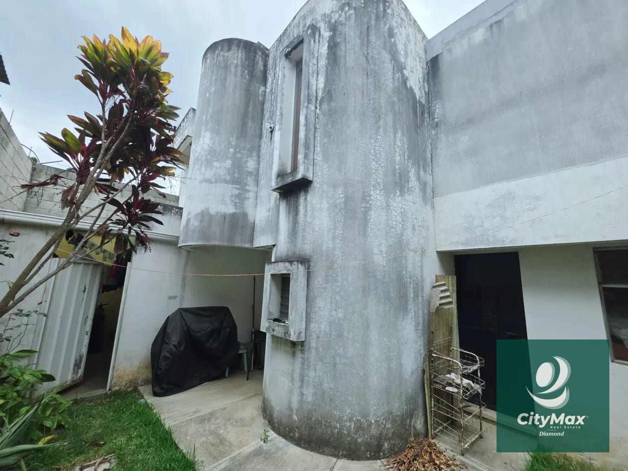 Casa en Venta con Apartamento y Locales en Zona 2 Mixco — Casa en Venta en Zona 2 Mixco, Guatemala, Ciudad — foto 14 de 17