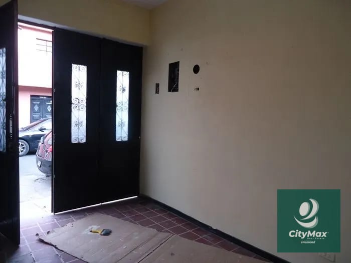Casa para uso Comercial en Renta en Zona 5 Ciudad de Guatemala — Casa en Alquiler en Zona 5, Guatemala, Ciudad — foto 1 de 17