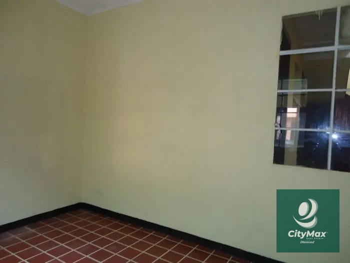 Casa para uso Comercial en Renta en Zona 5 Ciudad de Guatemala — Casa en Alquiler en Zona 5, Guatemala, Ciudad — foto 5 de 17