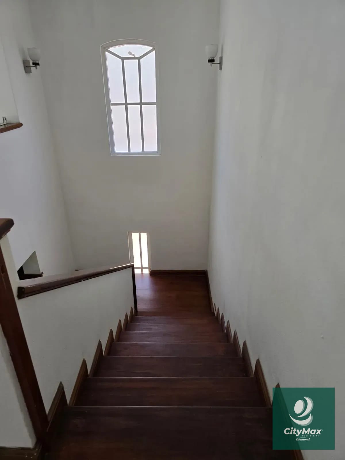 Casa dentro de Condominio en Renta en Zona 14 Ciudad de Guatemala — Casa en Alquiler en Zona 14, Guatemala, Ciudad — foto 9 de 17