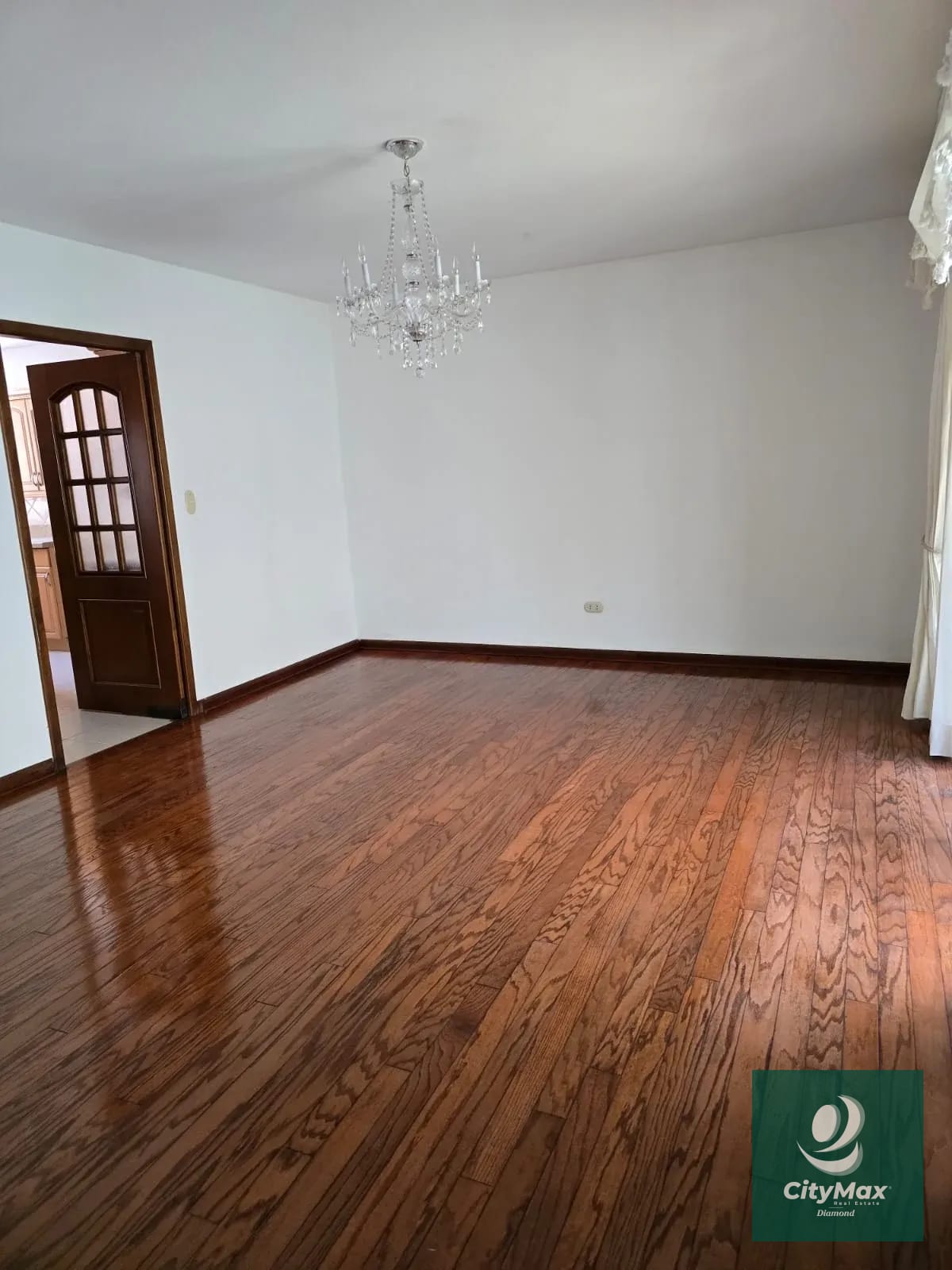 Casa dentro de Condominio en Renta en Zona 14 Ciudad de Guatemala — Casa en Alquiler en Zona 14, Guatemala, Ciudad — foto 12 de 17
