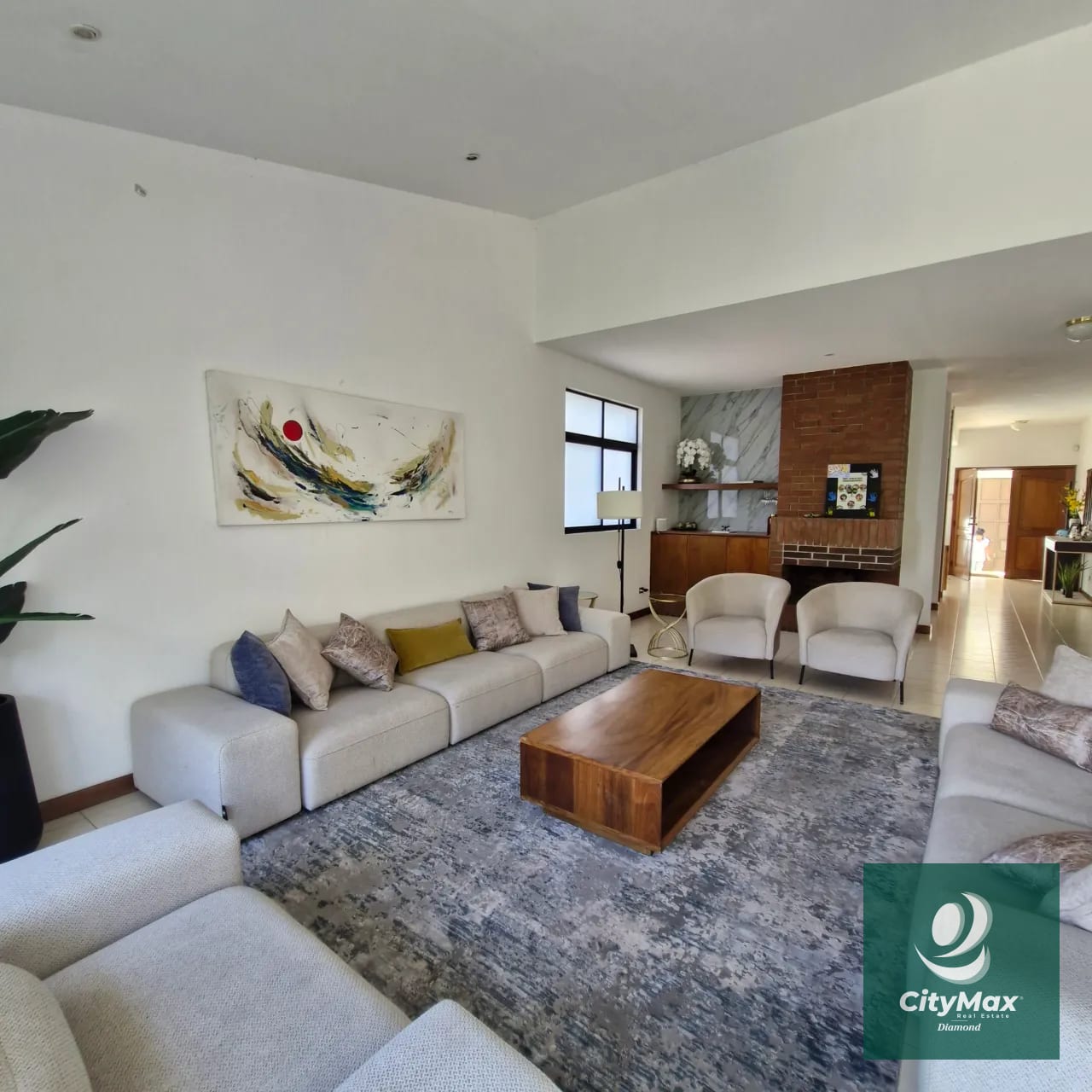 Elegante Casa en Renta en Condominio Km. 8.5 Carretera al Salvador — Casa en Alquiler en km 6-10, Carretera a El Salvador, Guatemala, Ciudad — foto 5 de 17