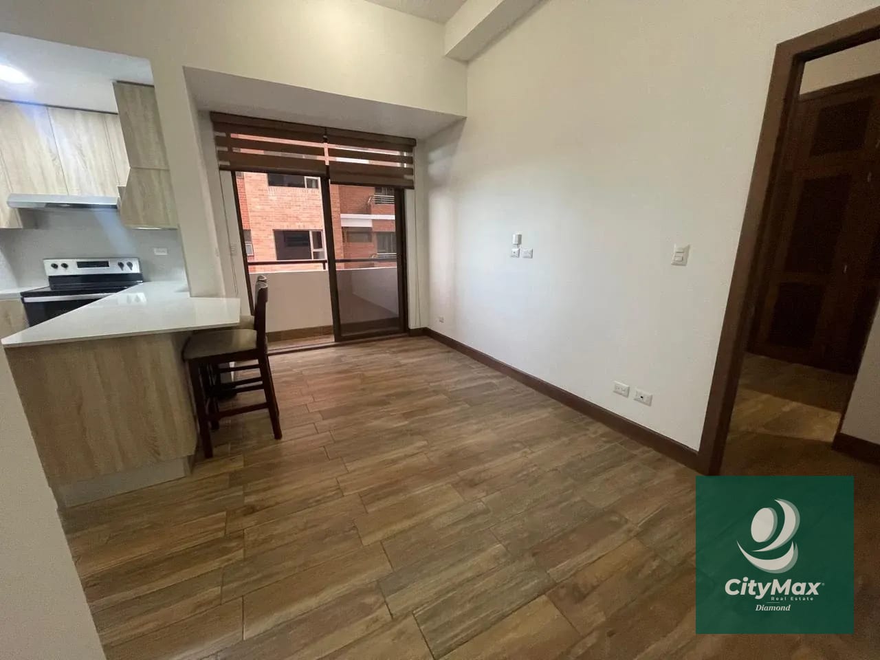 Apartamento En Renta en Salvattore Zona 10 Guatemala — Apartamento en Alquiler en Salvattore, Zona 10, Guatemala, Ciudad — foto 8 de 15