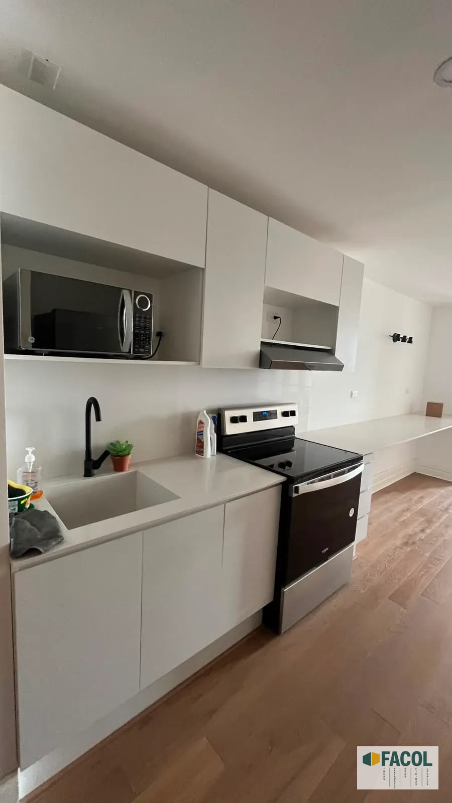 📍 Apartamento en Edificio Céntrico, zona 5 — Apartamento en Venta en Colonia Santa Ana, Zona 5, Guatemala, Ciudad — foto 2 de 4