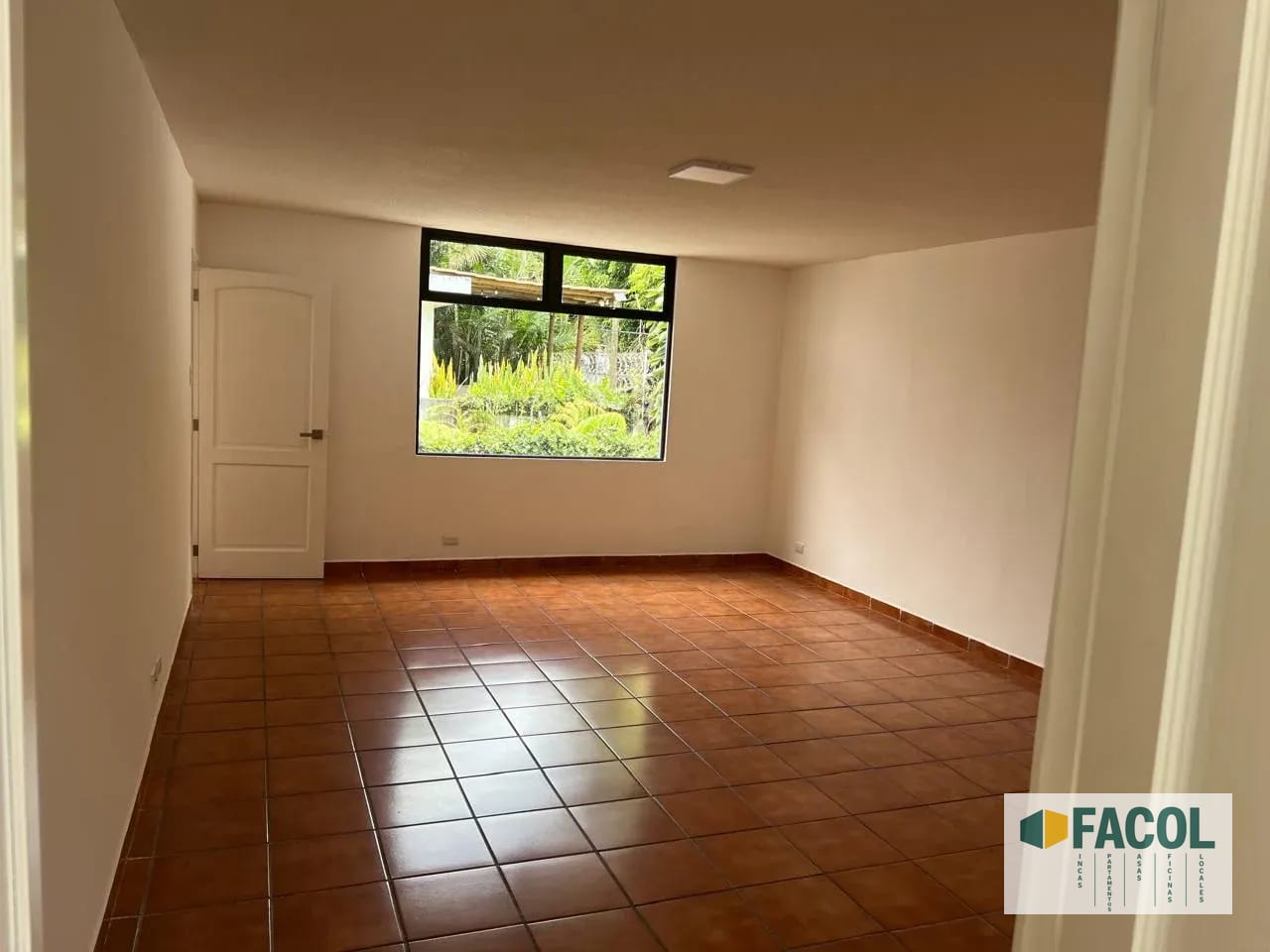 🏠 Casa en Renta, Zona 14. la Villa — Casa en Alquiler en La Villa, Zona 14, Guatemala, Ciudad — foto 7 de 13