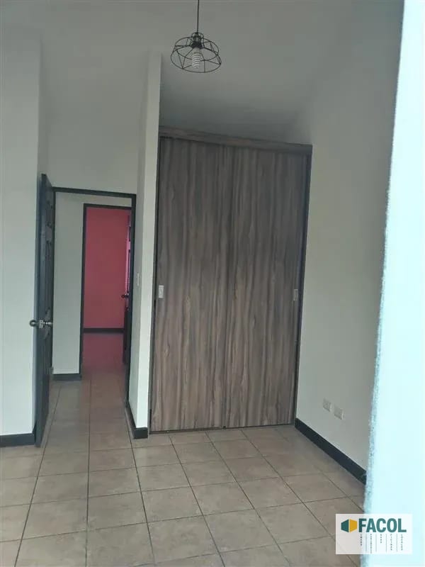 Casa en Vistas de Montecristo, San José Pinula. en Venta. — Casa en Venta en San José Pinula, Guatemala, Ciudad — foto 7 de 8