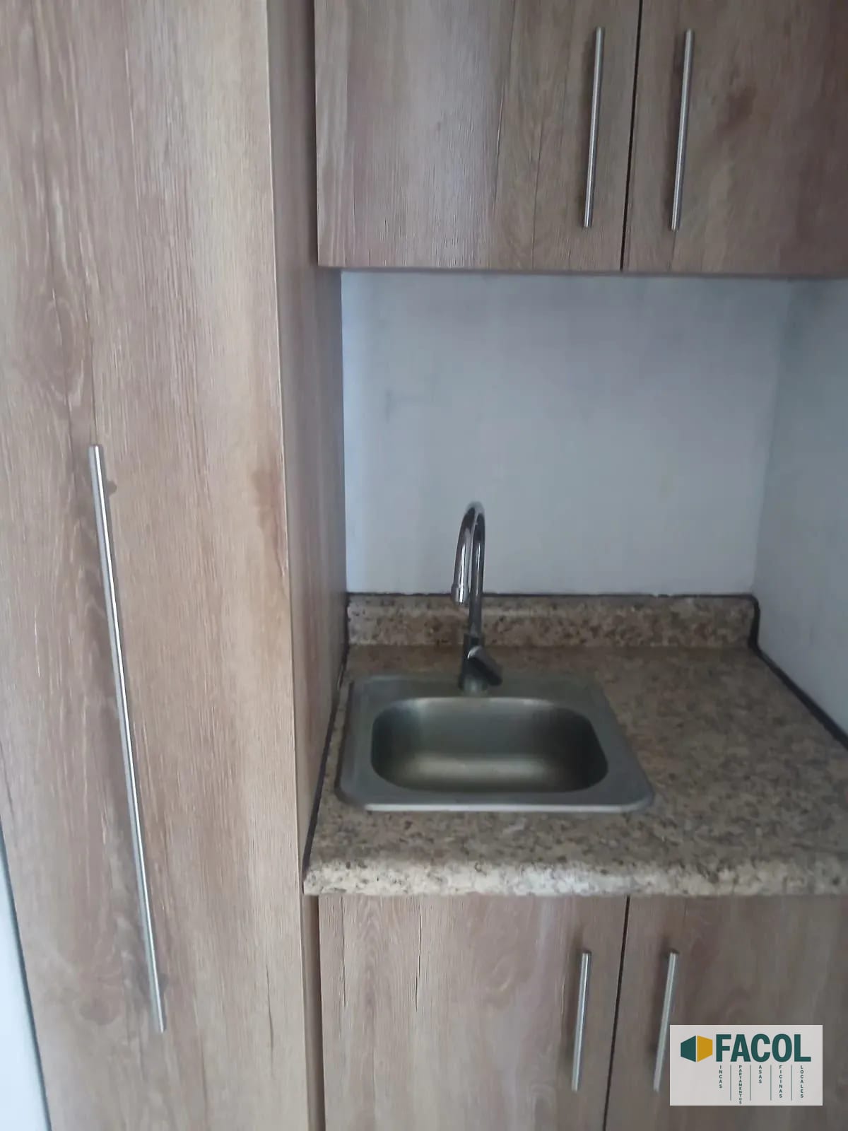 🏢 Zona Pradera, Zona 10 – Oficina en Renta — Oficina en Alquiler en Zona Pradera, Zona 10, Guatemala, Ciudad — foto 3 de 4