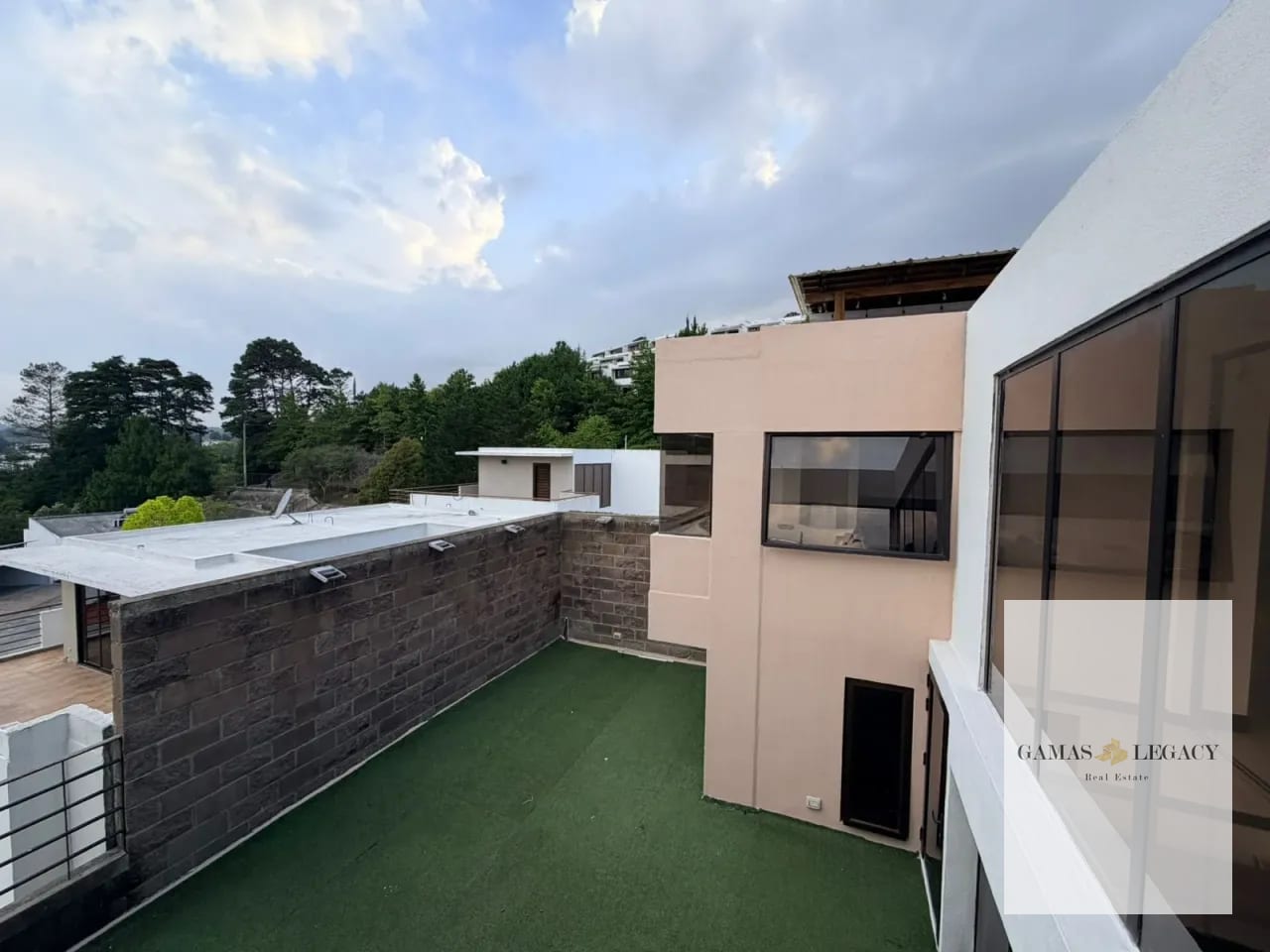 Casa en Venta | Casa de esquina | Santuaria Muxbal — Casa en Venta en Santuaria Muxbal, Muxbal, Guatemala, Ciudad — foto 13 de 16