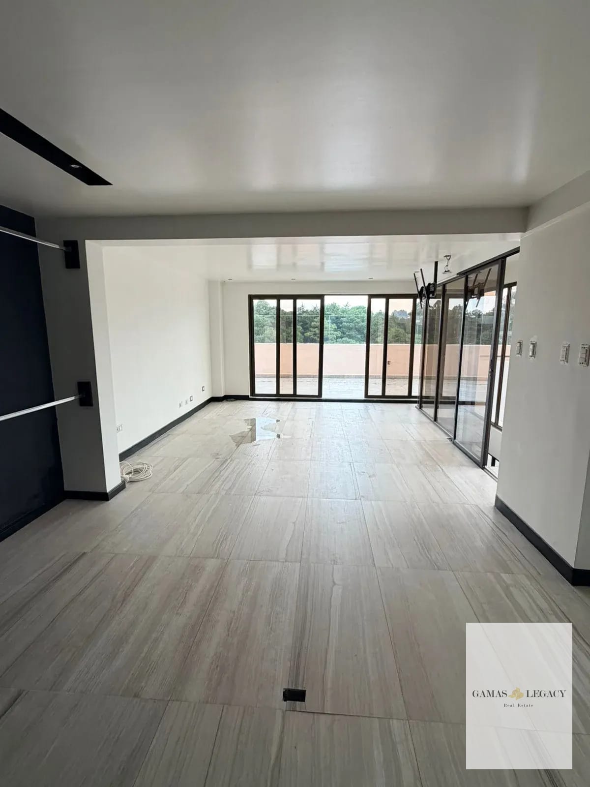 Casa en Venta | Casa de esquina | Santuaria Muxbal — Casa en Venta en Santuaria Muxbal, Muxbal, Guatemala, Ciudad — foto 5 de 16
