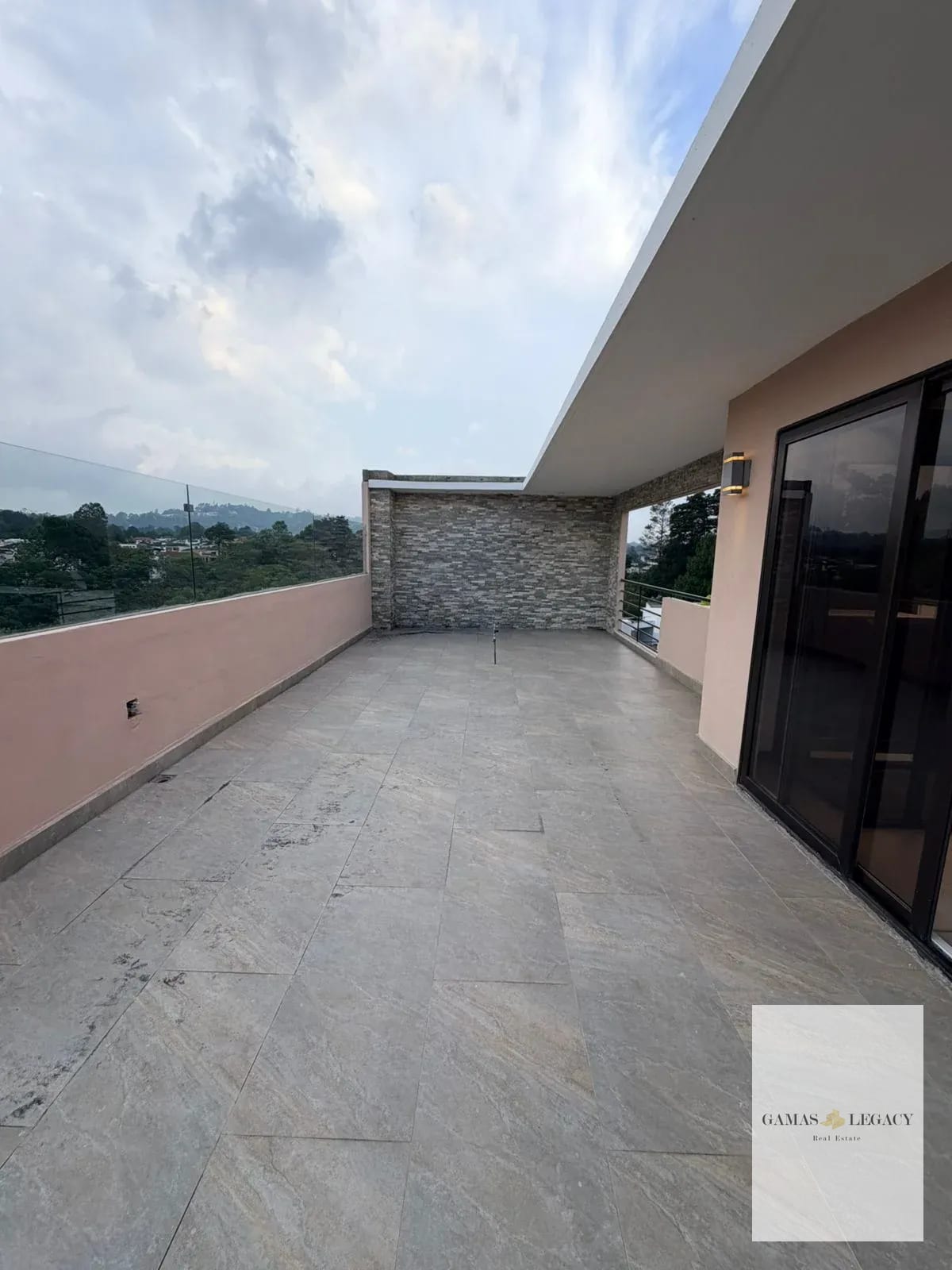 Casa en Venta | Casa de esquina | Santuaria Muxbal — Casa en Venta en Santuaria Muxbal, Muxbal, Guatemala, Ciudad — foto 12 de 16