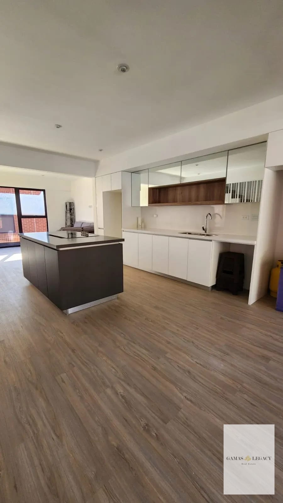 CASA EN VENTA | IRIDIA HOMES | ZONA 13 — Casa en Venta en Zona 13, Guatemala, Ciudad — foto 2 de 12
