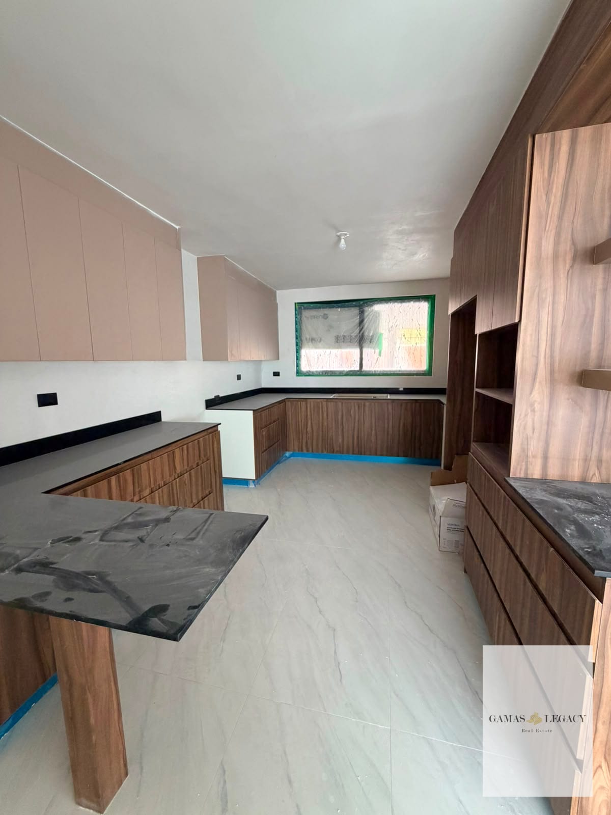 Casa en venta I Las Fuentes I Zona 16 — Casa en Venta en Zona 16, Guatemala, Ciudad — foto 2 de 12