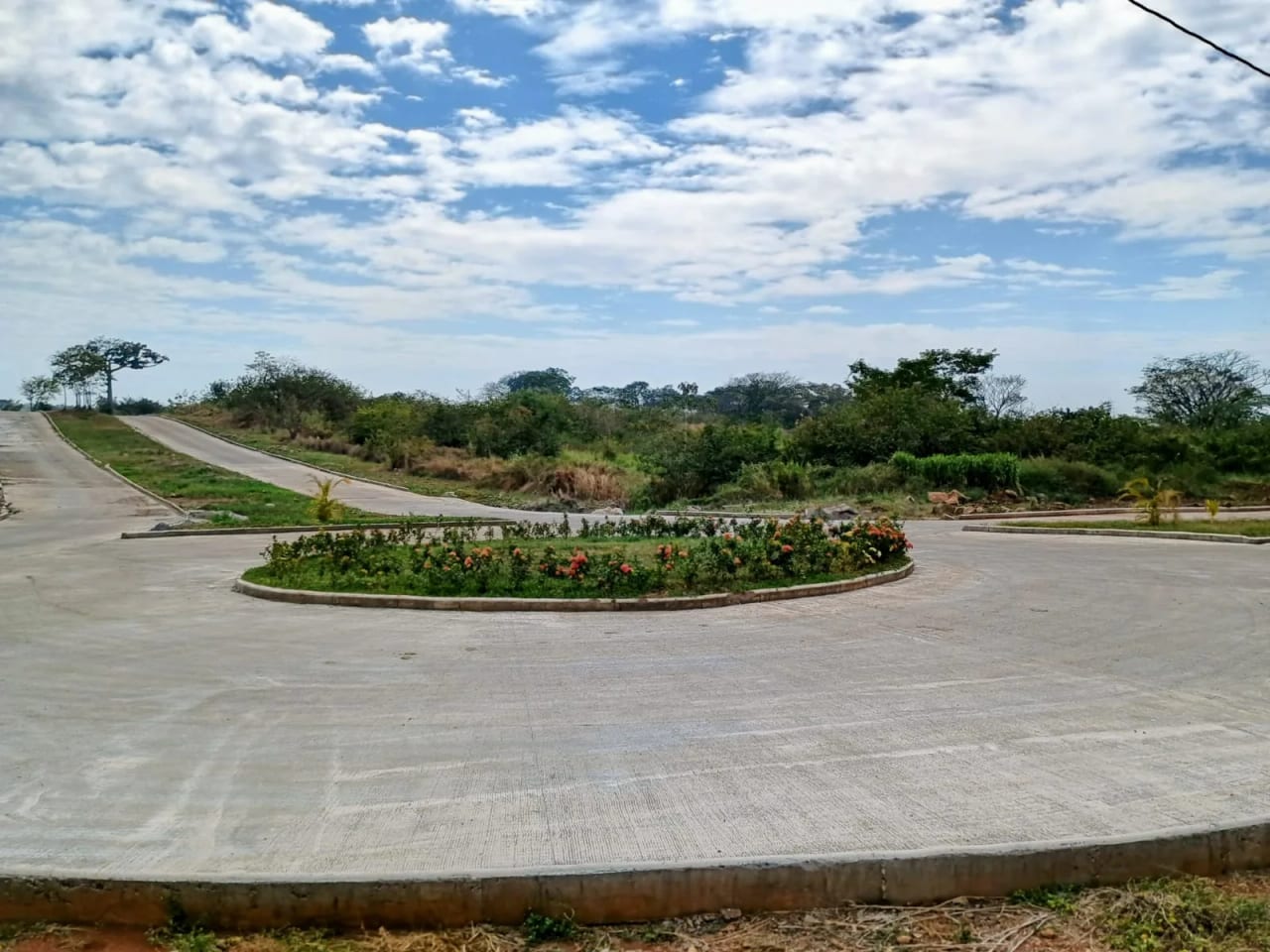 **VENTA DE TERRENO INDUSTRIAL EN CONDOMINIO – KM.74 CARRETERA A PUERTO QUETZAL** — Terreno en Venta en Carretera al Pacífico, Escuintla — foto 3 de 5