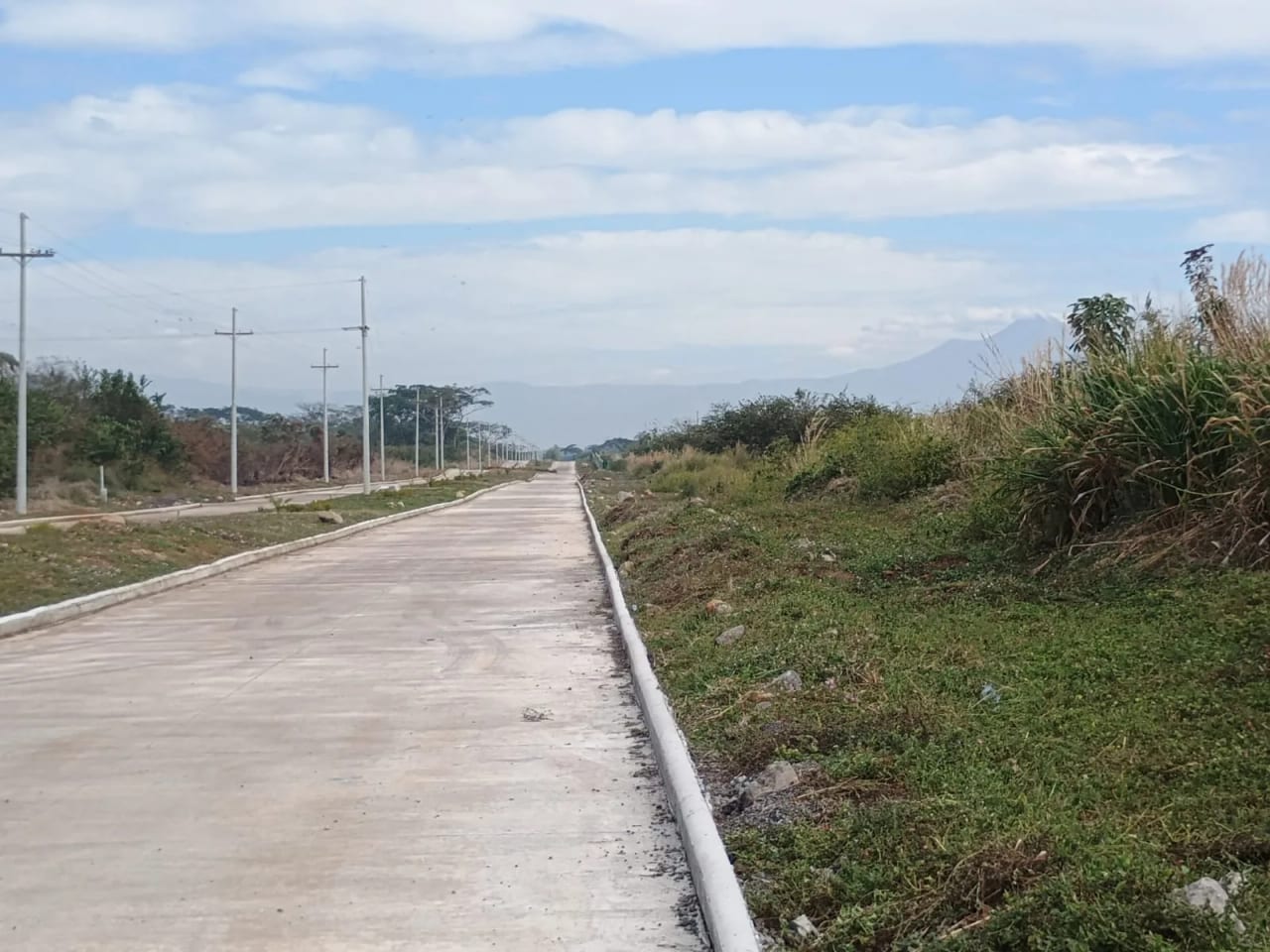 **VENTA DE TERRENO INDUSTRIAL EN CONDOMINIO – KM.74 CARRETERA A PUERTO QUETZAL** — Terreno en Venta en Carretera al Pacífico, Escuintla — foto 4 de 5