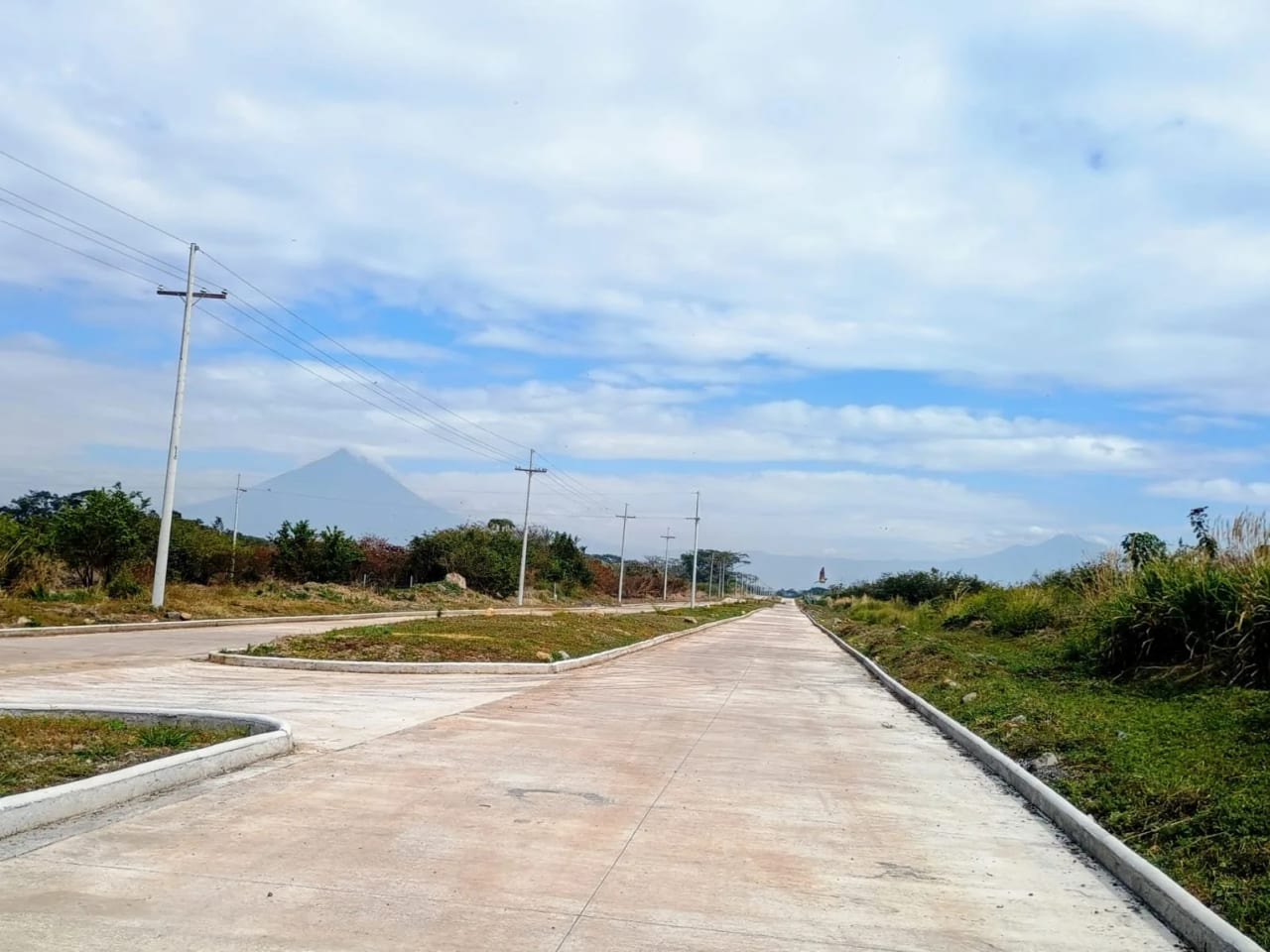 **VENTA DE TERRENO INDUSTRIAL EN CONDOMINIO – KM.74 CARRETERA A PUERTO QUETZAL** — Terreno en Venta en Carretera al Pacífico, Escuintla — foto 5 de 5
