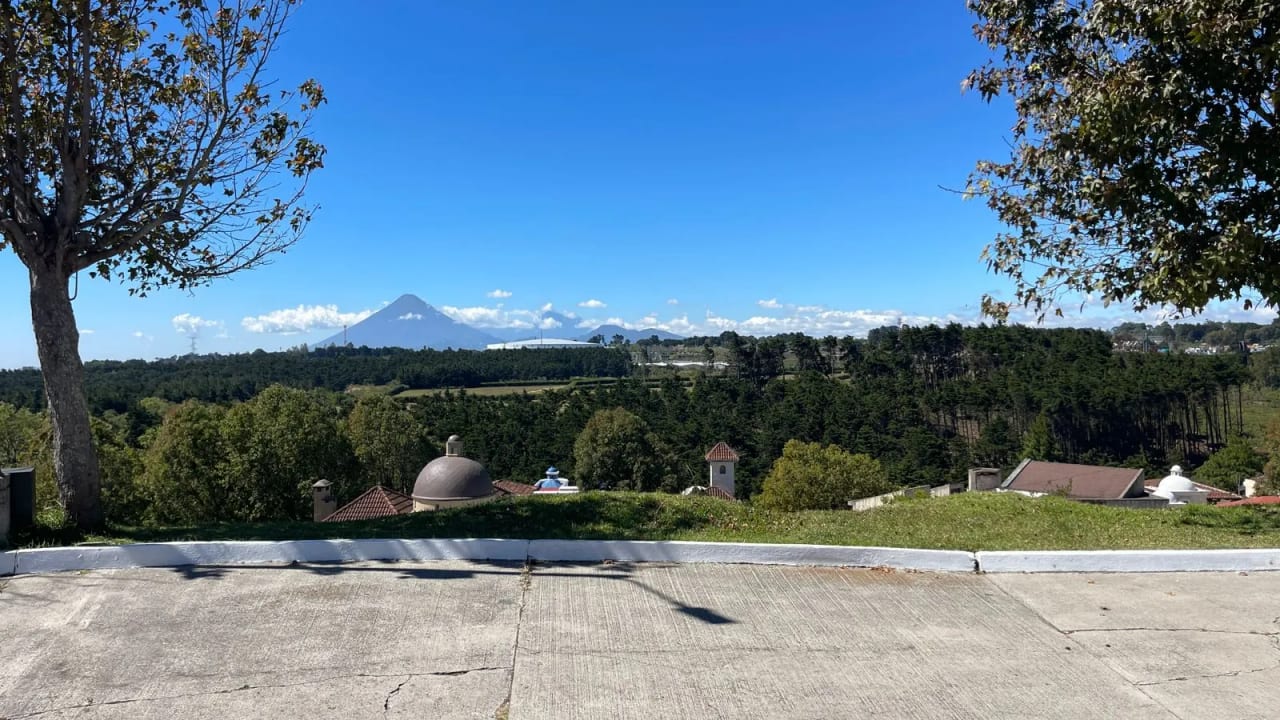 Lindo terreno La Foresta CAES — Terreno en Venta en La Kaskada, Carretera a El Salvador, Guatemala, Ciudad — foto 1 de 4