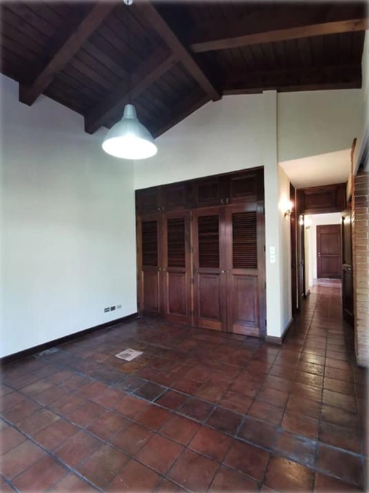 Casa de lujo en renta zona 14 — Casa en Alquiler en Zona 14, Guatemala, Ciudad — foto 10 de 12