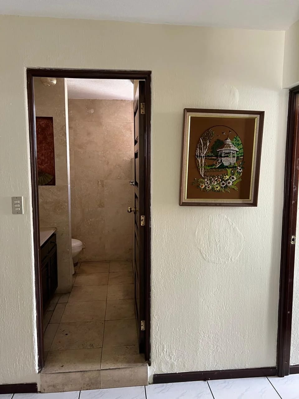 Rento Apto Z.9 Amueblado EDIF.12-29 REF.6902 *3 Hab, 2 Baños, 2 Parqueos, Q.9950* — Apartamento en Alquiler en Zona 9, Guatemala, Ciudad — foto 13 de 16