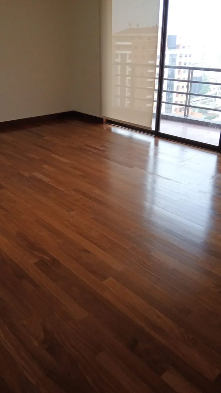 Vendo Apto Z.10 Edif. Mirafiori REF.6827 *110 M2, 2 Hab, 2 Baños, 2 Parqueos — Apartamento en Venta en Zona 10, Guatemala, Ciudad — foto 3 de 7