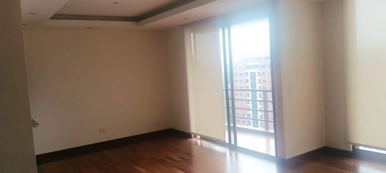 Vendo Apto Z.10 Edif. Mirafiori REF.6827 *110 M2, 2 Hab, 2 Baños, 2 Parqueos, $250k* — Apartamento en Venta en Zona 10, Guatemala, Ciudad — foto 10 de 16