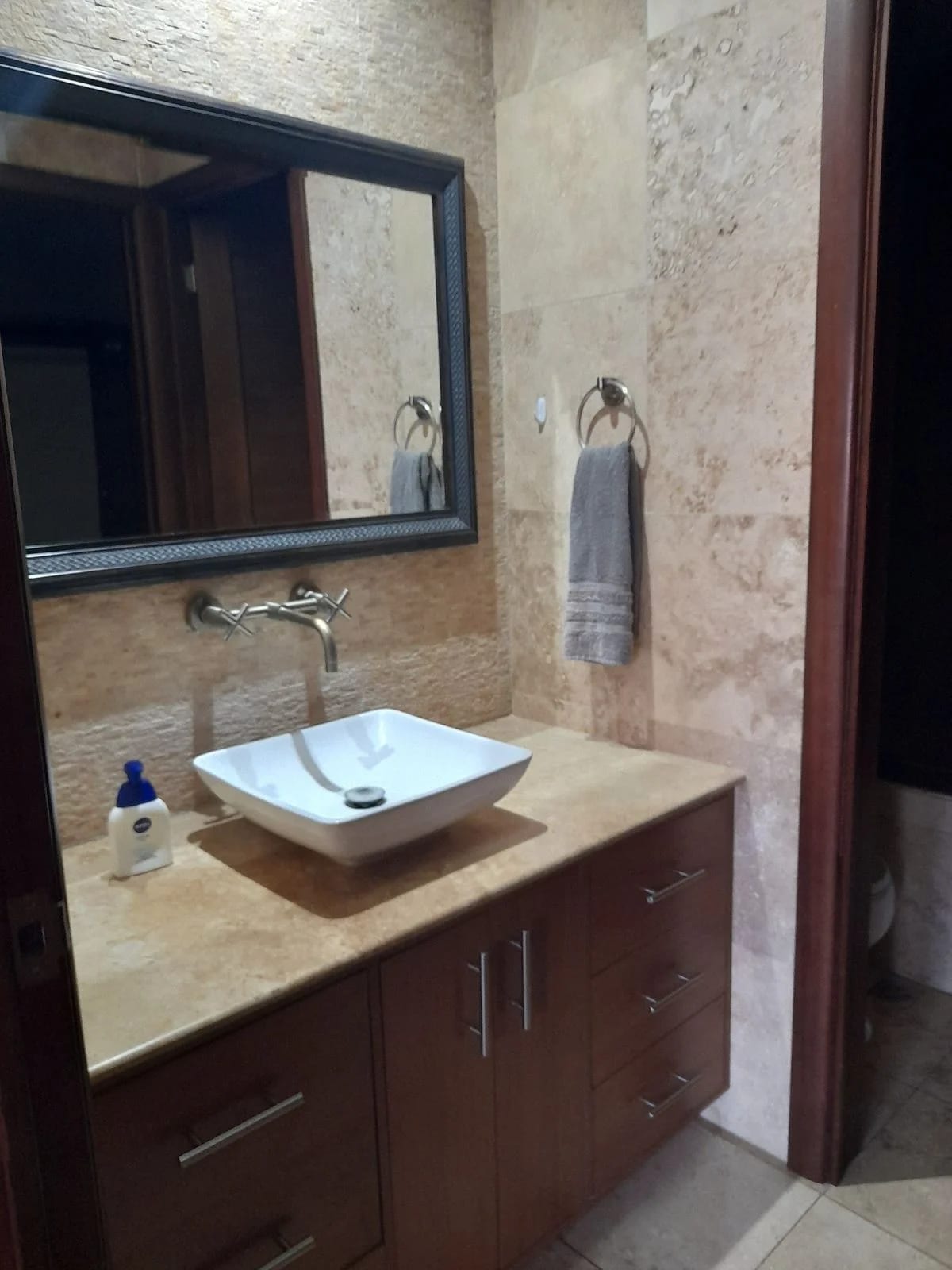 Vendo Apto Z.10 Edif. Mirafiori REF.6827 — Apartamento en Venta en Zona 10, Guatemala, Ciudad — foto 7 de 17