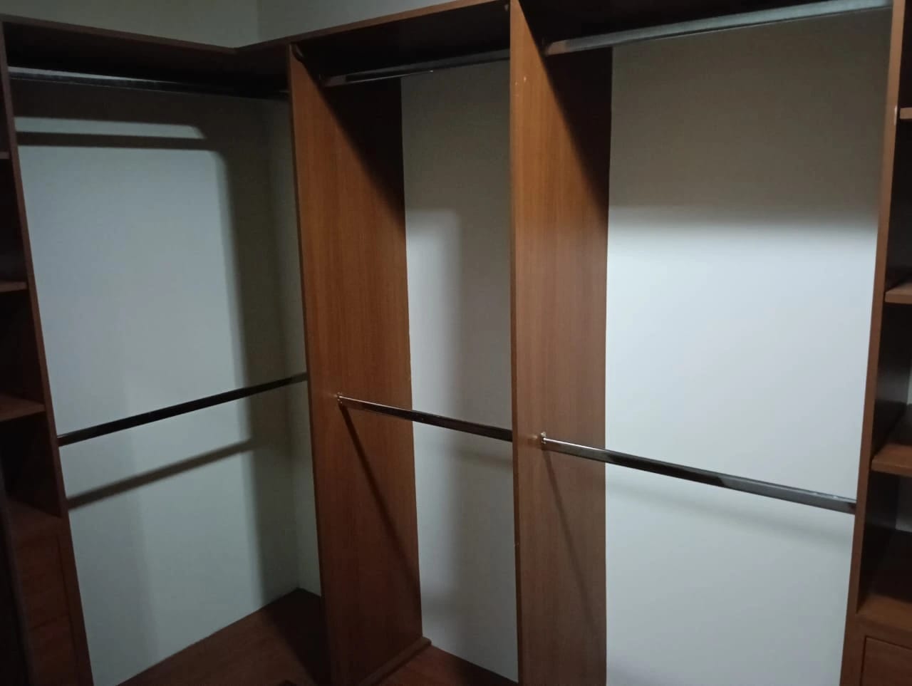 VENDO APTO Z.10 EDIF. MIRAFIORI REF.6827 — Apartamento en Venta en Zona 10, Guatemala, Ciudad — foto 6 de 16