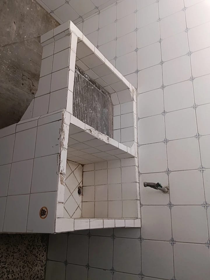 RENTO CASA DE 4 HAB ZONA 10 VILLA MARQUEZ REF.6934 *3 PARQUEOS, CUARTO SERV, 4 HAB, 3.5 BAÑOS, SALA FAM* — Casa en Alquiler en Zona 10, Guatemala, Ciudad — foto 4 de 13