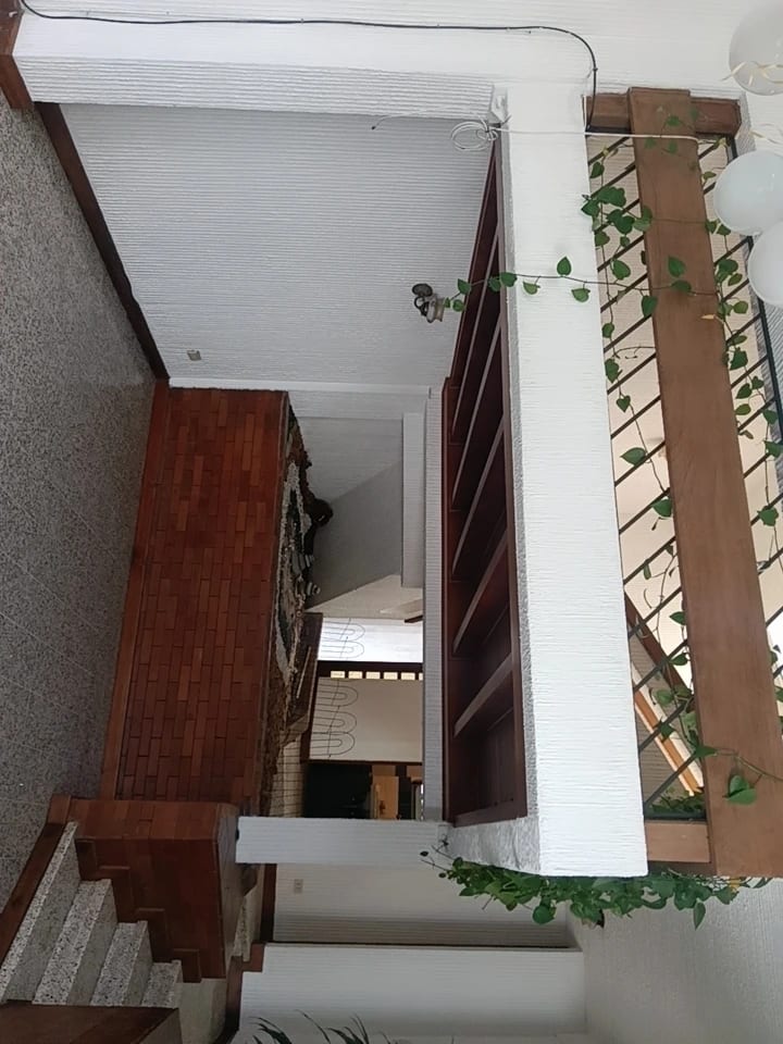 RENTO CASA DE 4 HAB ZONA 10 VILLA MARQUEZ REF.6934 *3 PARQUEOS, CUARTO SERV, 4 HAB, 3.5 BAÑOS, SALA FAM* — Casa en Alquiler en Zona 10, Guatemala, Ciudad — foto 12 de 13