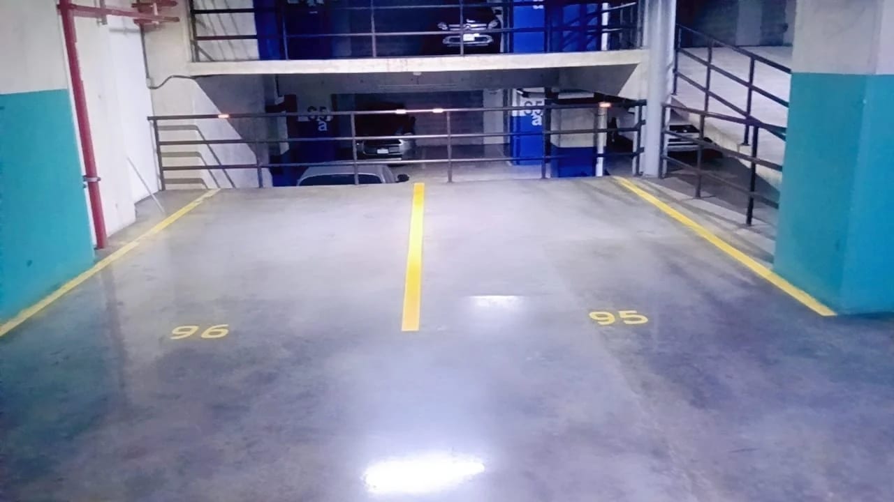 RENTO APTO AMUEBLADO Z.10 EDIF URBANA REF.6935 *2 HAB, 2.5 BAÑOS, 2 PARQUEOS, 88M2, $1125* — Apartamento en Alquiler en Zona 10, Guatemala, Ciudad — foto 15 de 16